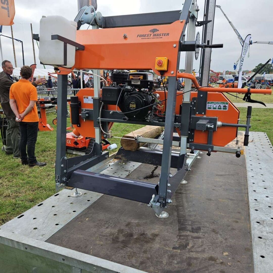 GT32 Portable Bandsaw Sawmill - Euro V 460cc LCT Engine, Electric Start (4m Track / 6m Track Options)