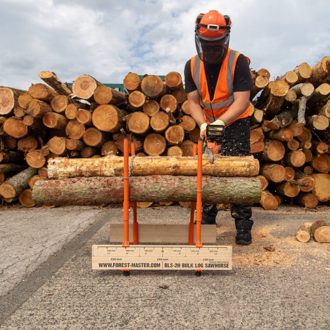 Bulk Log Sawhorse BLS-2H - Compact Precision for Multi-Log Cutting
