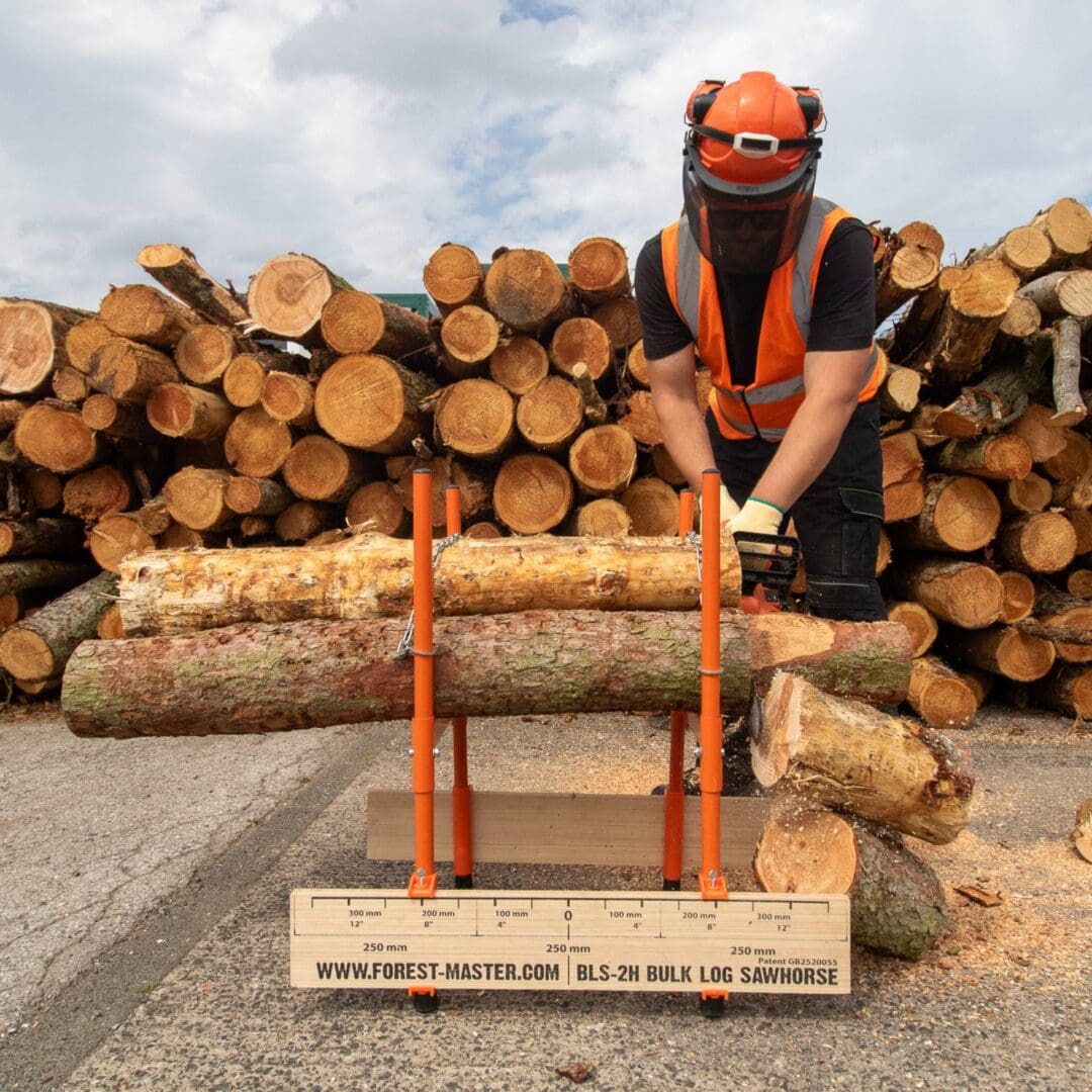 Bulk Log Sawhorse BLS-2H - Compact Precision for Multi-Log Cutting
