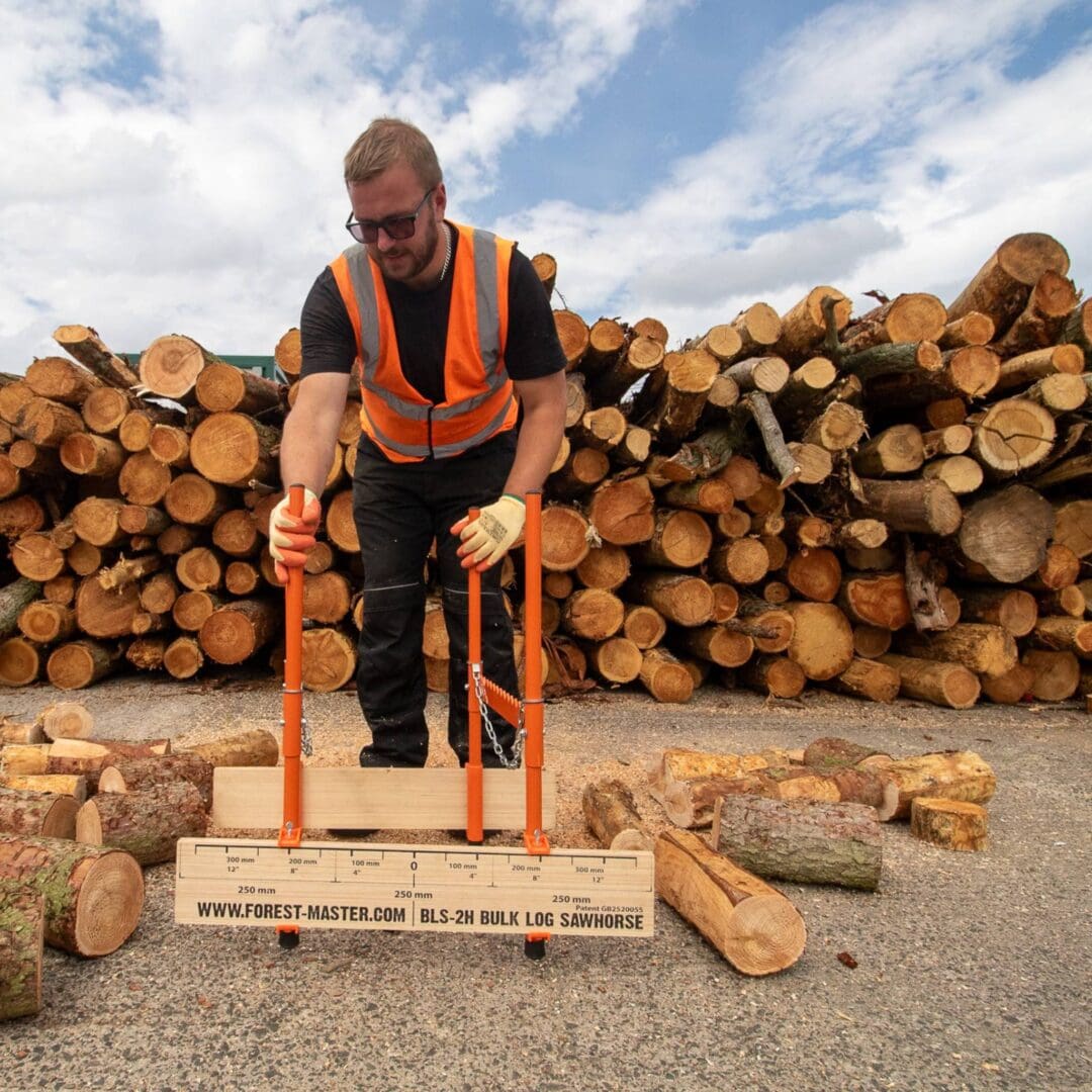 Bulk Log Sawhorse BLS-2H - Compact Precision for Multi-Log Cutting