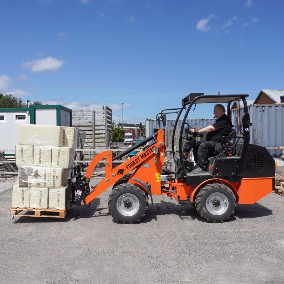 Electric Heavy Duty Loader & Forwarder - Heavy Lifting with Zero Emissions (400KG / 1000KG)