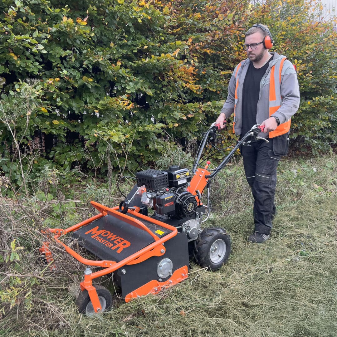 FM600S Self-Propelled Flail Mower & Brushcutter - 8hp Rough Cut Mower for Tough Terrain