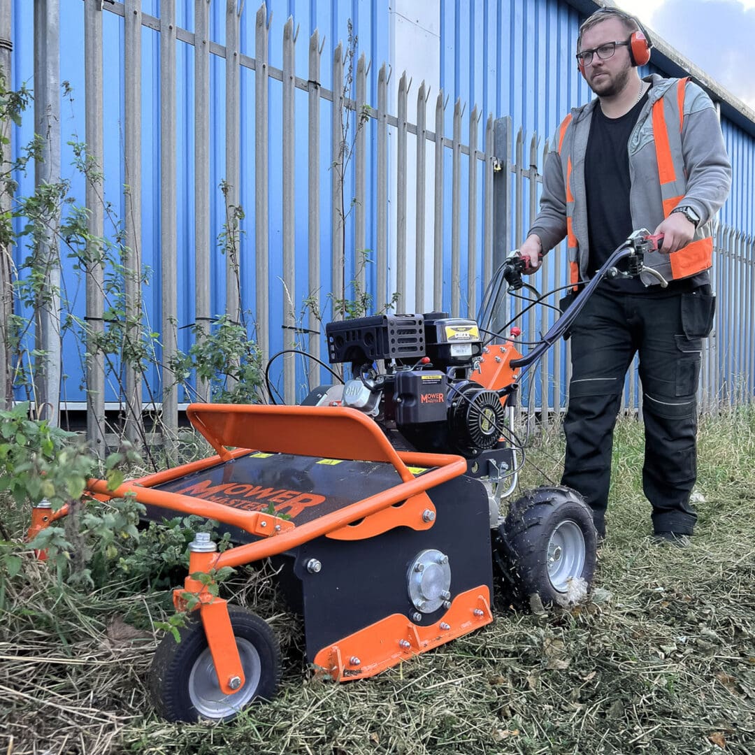 FM600S Self-Propelled Flail Mower & Brushcutter - 8hp Rough Cut Mower for Tough Terrain