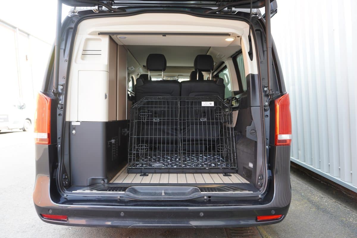 CAR DOG TRAVEL CRATE PORSCHE CAYENNE ArrowsUK